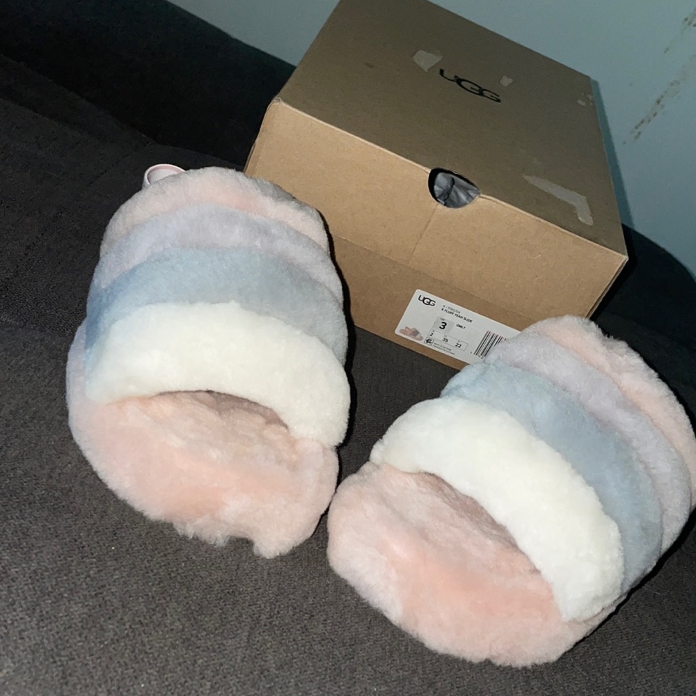 COPY - UGG Slides